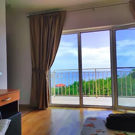 Villa Regina Bella *