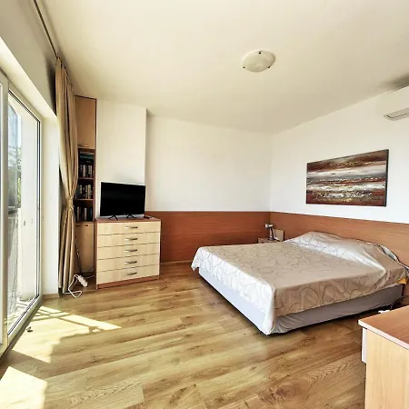 Regina Bella * Baltsjik