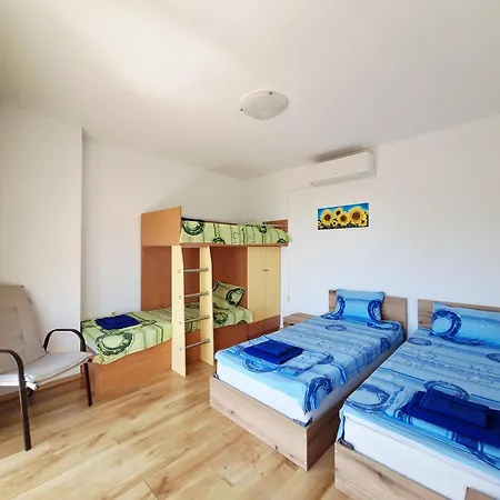 Regina Bella Villa *