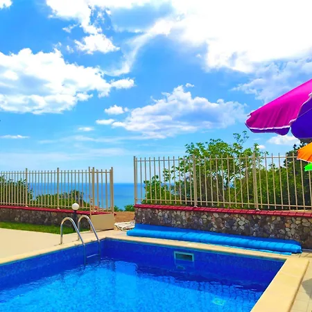 Regina Bella Villa Balçık