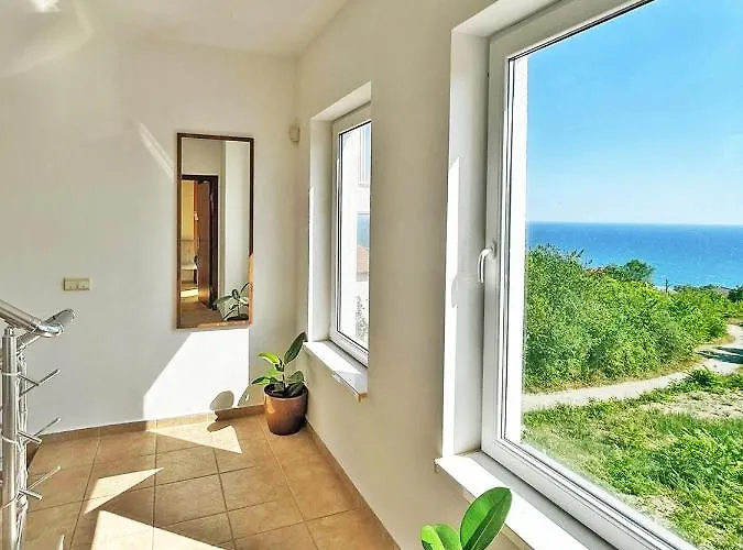 Regina Bella فيلة بالشيك