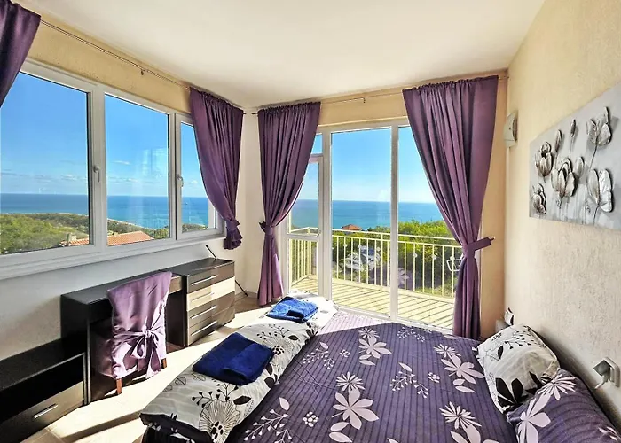 فيلة Regina Bella *