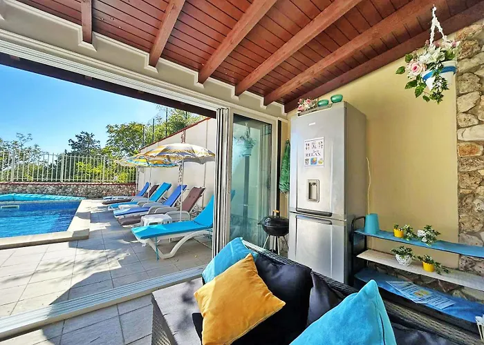 فيلة Regina Bella