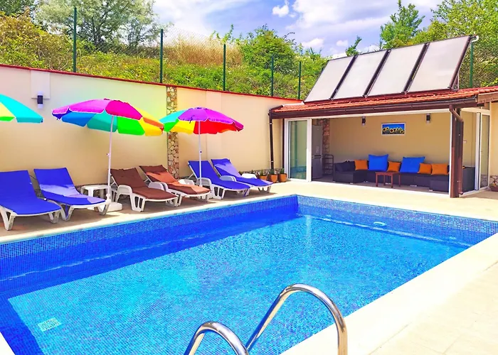 Regina Bella فيلة *