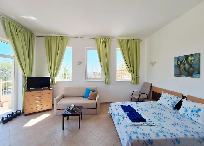 فيلة Regina Bella